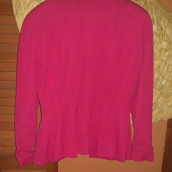 Stunning Vintage Red Embellished Suit - Picture 6 of 8